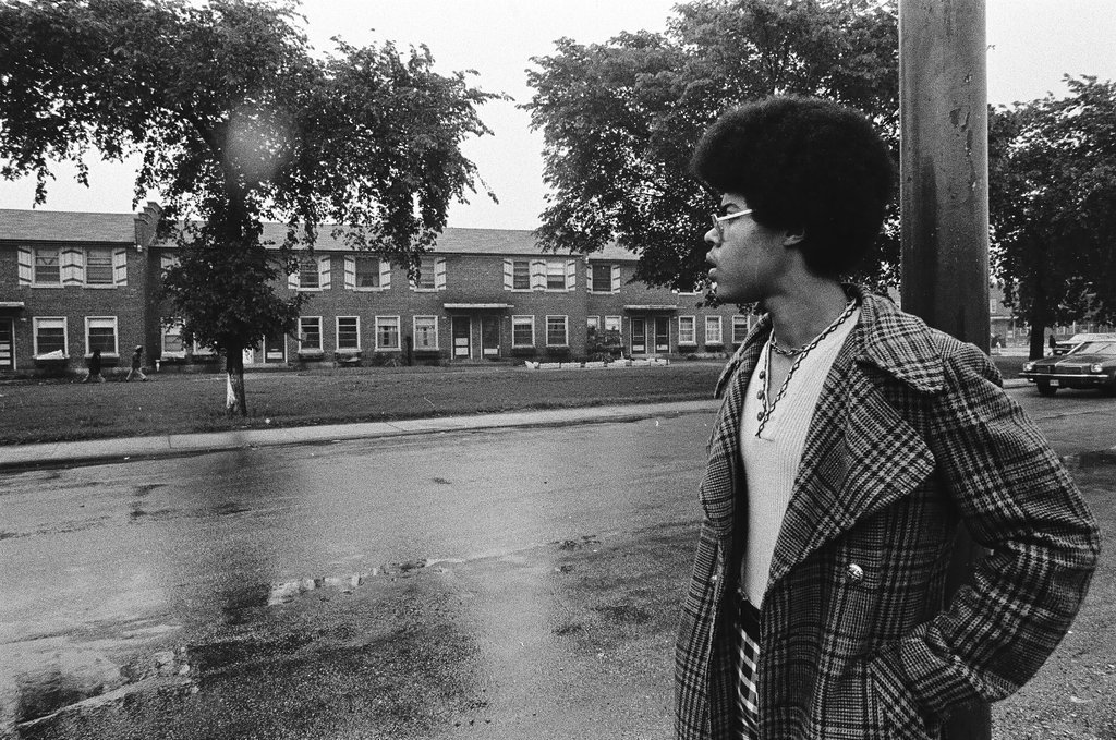 Meeting between management and residents at Altgeld Gardens - Chicago Sun-Times