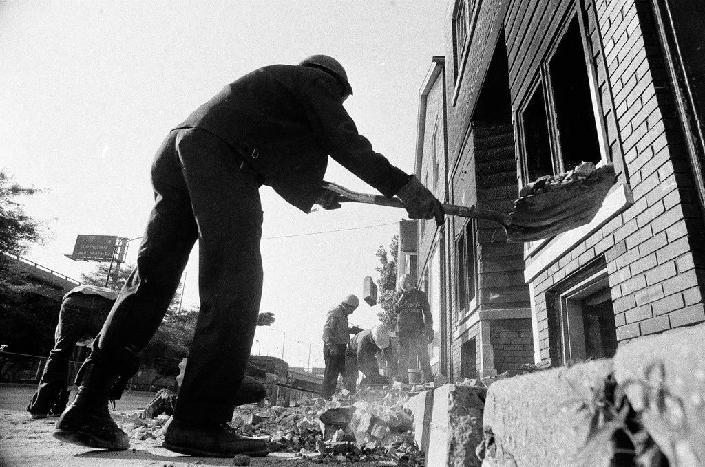House demolition at 17th Place and South Union Avenue - Chicago Sun-Times