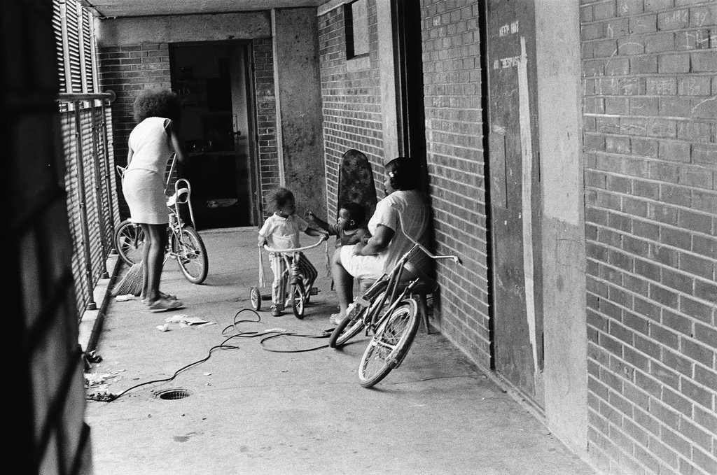 Lack of security for the residents of the Cabrini-Green - Chicago Sun-Times