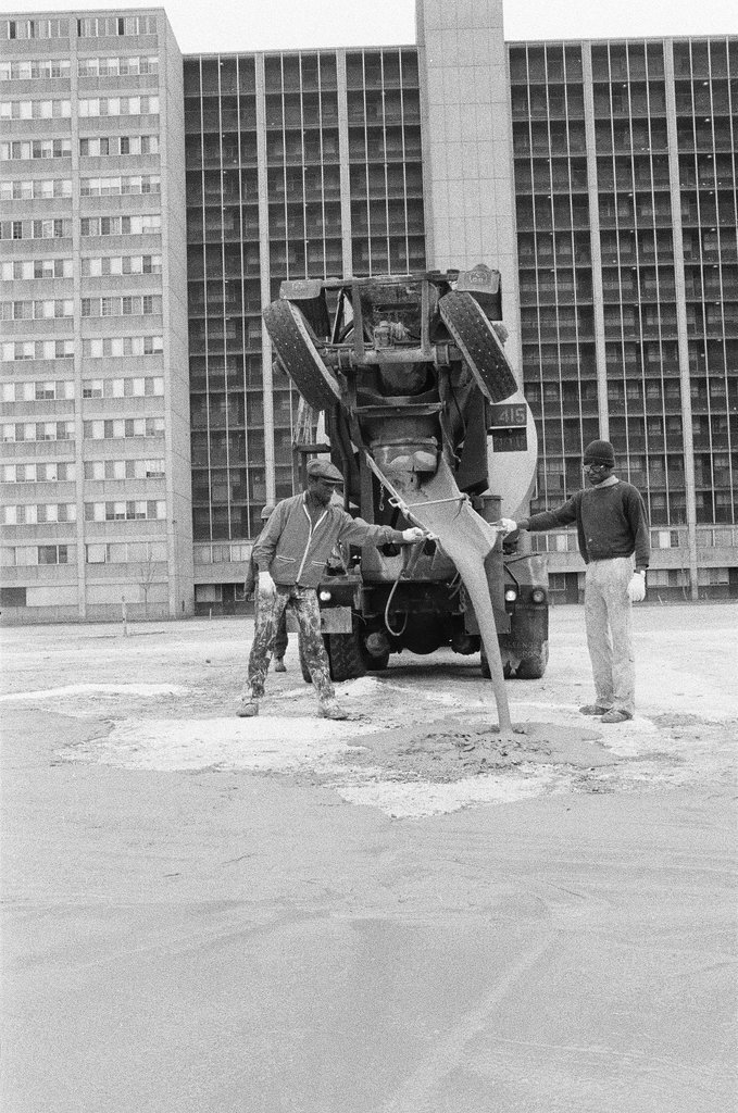 Cabrini-Green tennis court concrete poured - Chicago Sun-Times