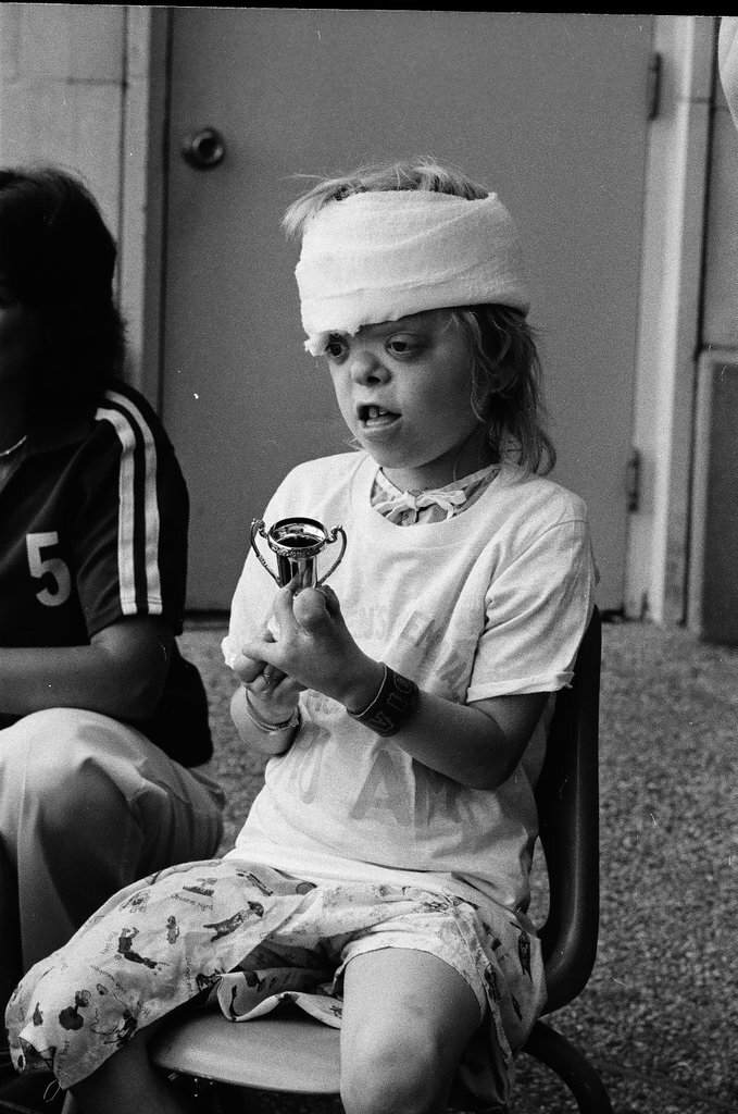 Children play mini golf at Children's Memorial Hospital - Chicago Sun-Times
