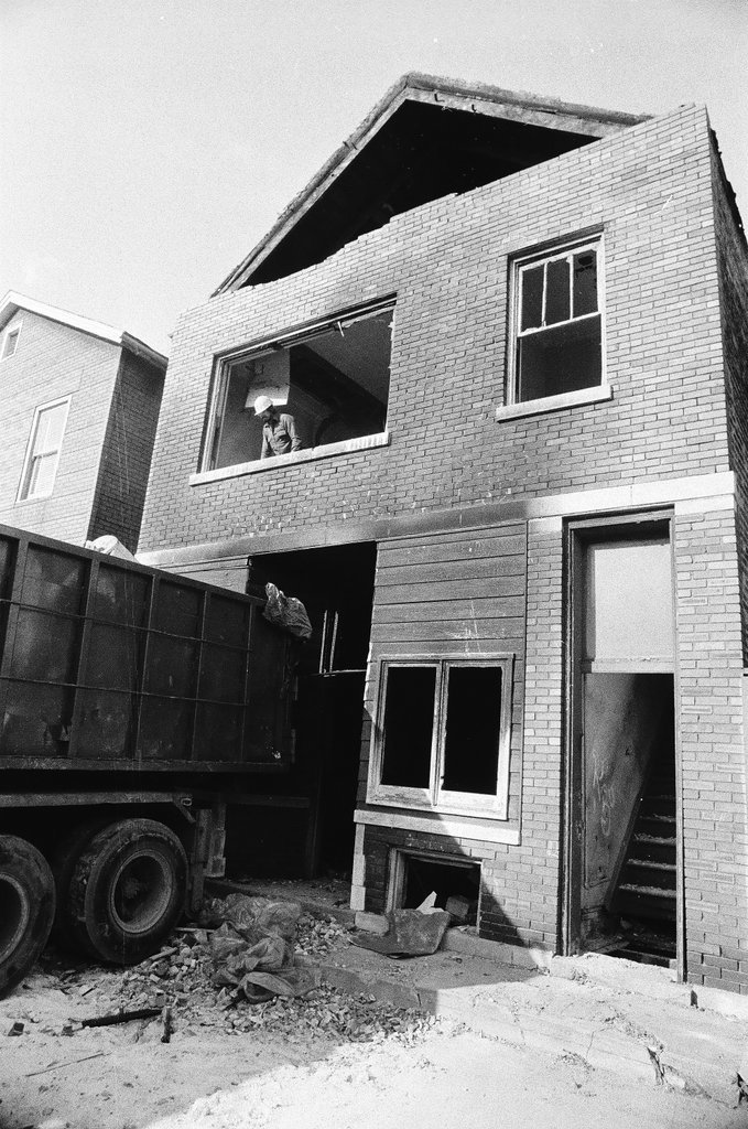 House demolition at 17th Place and South Union Avenue - Chicago Sun-Times