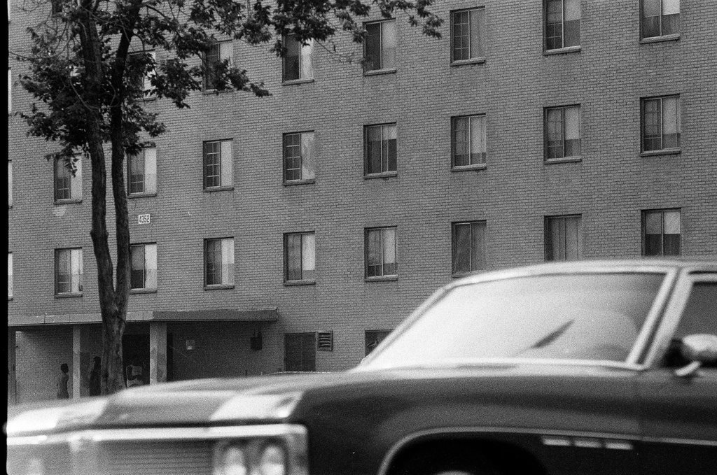 Robert Taylor Homes - Chicago Sun-Times
