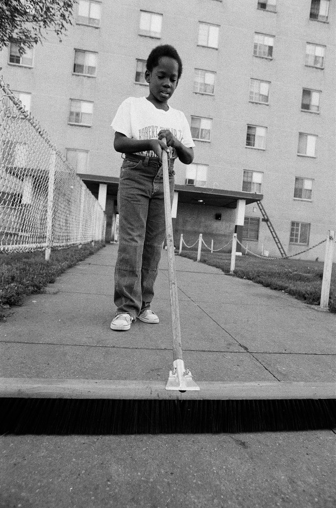 Robert Taylor Homes - Chicago Sun-Times