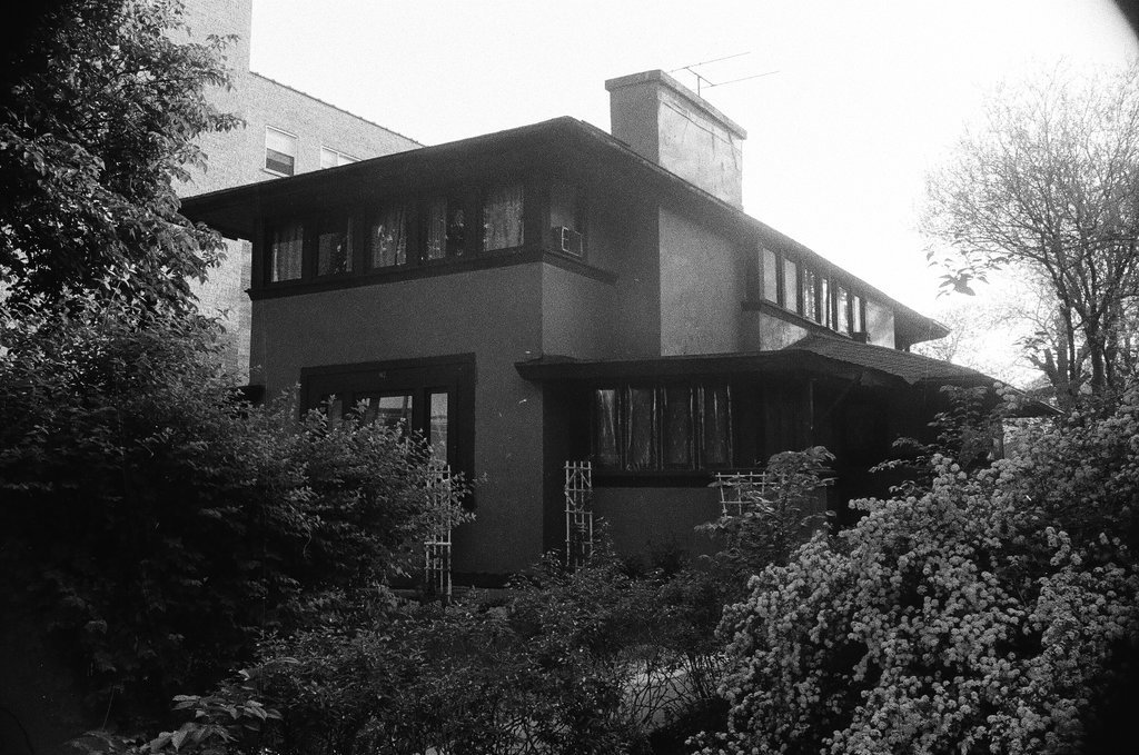 J. J. Walser Jr. House by Frank Lloyd Wright - Chicago Sun-Times