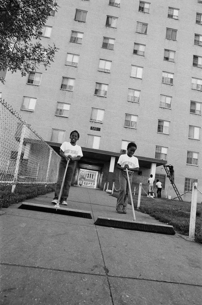 Robert Taylor Homes - Chicago Sun-Times