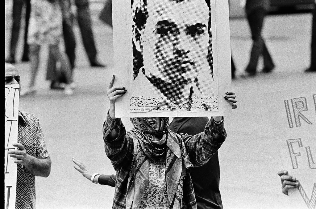 Iranians protest - Chicago Sun-Times