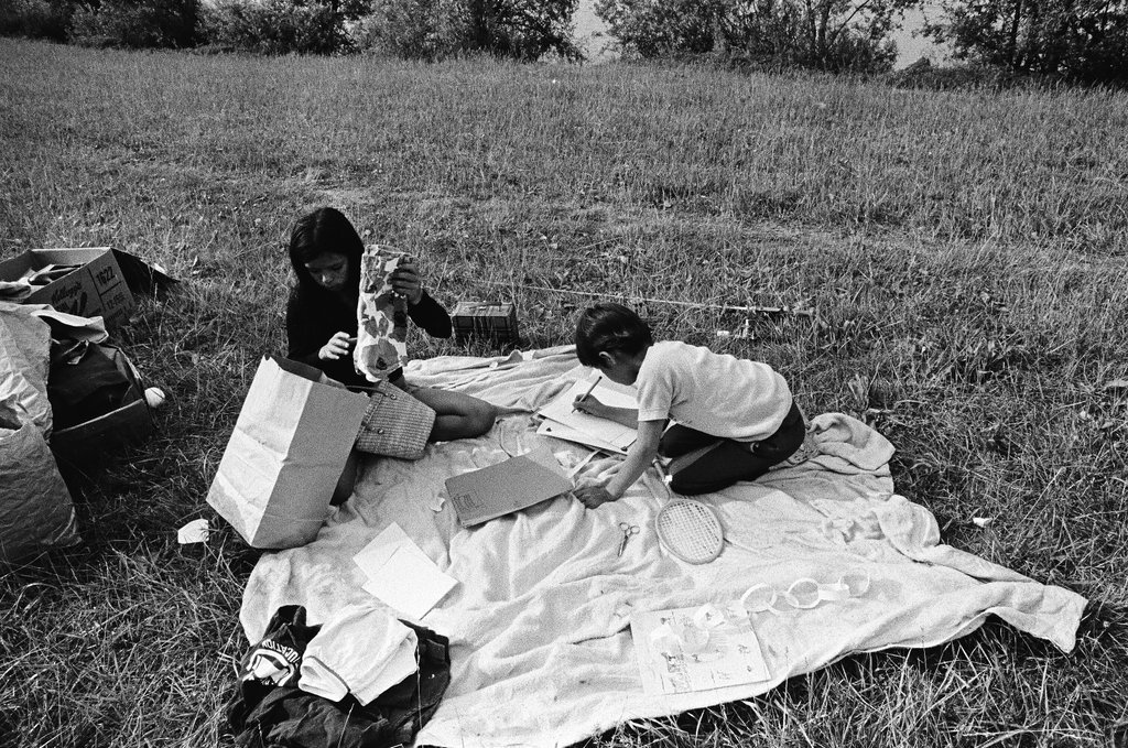Native Americans setting up camp at Big Bend Lake - Chicago Sun-Times