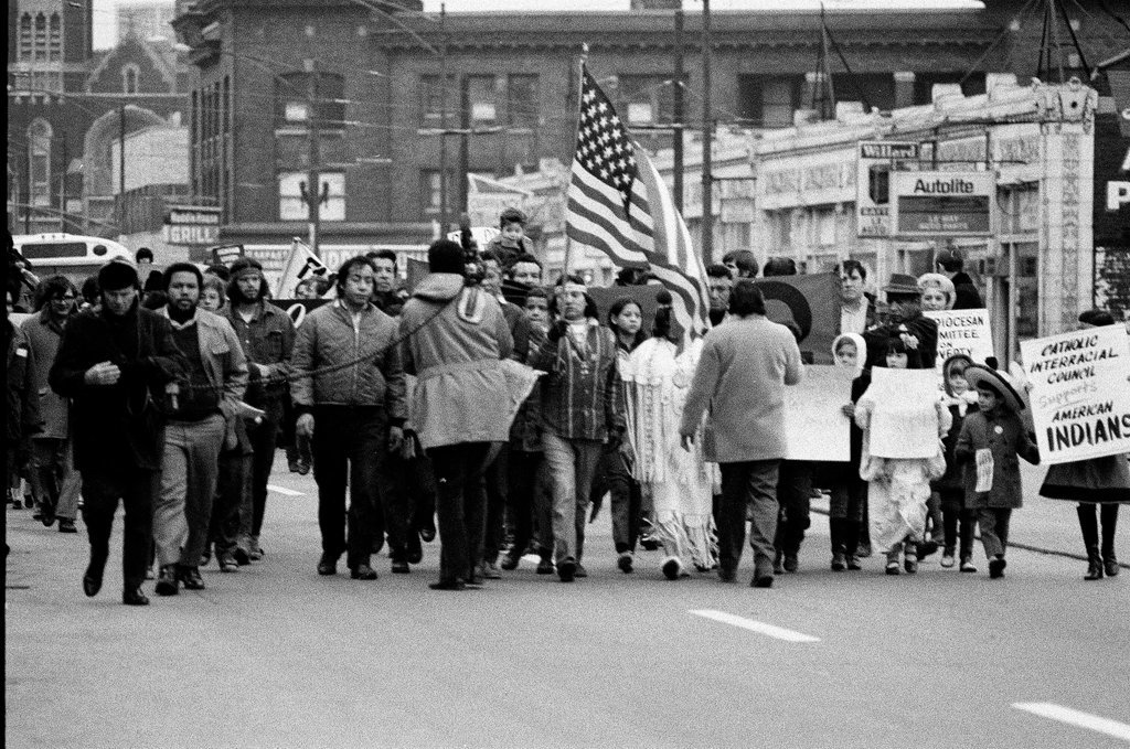 Native Americans march on Thanksgiving - Chicago Sun-Times