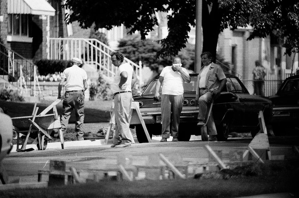 City workers on Belmont Avenue - Chicago Sun-Times