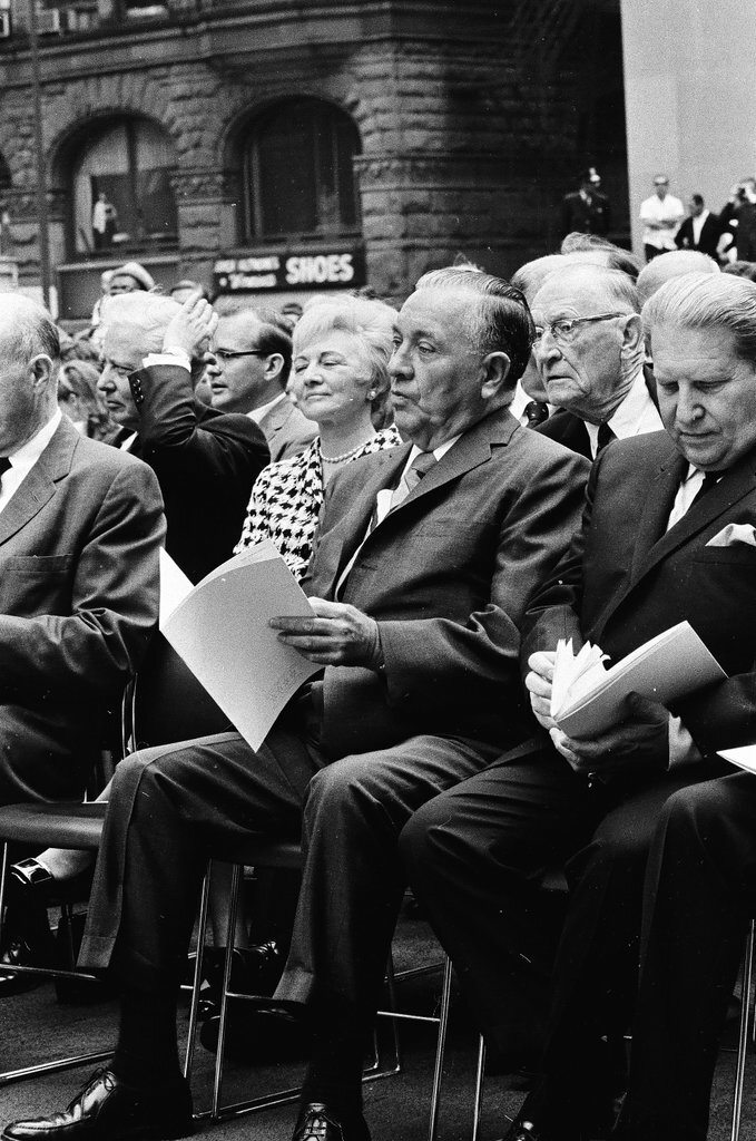 Unveiling ceremony for Picasso statue at Civic Center - Chicago Sun-Times