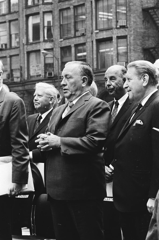 Unveiling ceremony for Picasso statue at Civic Center - Chicago Sun-Times
