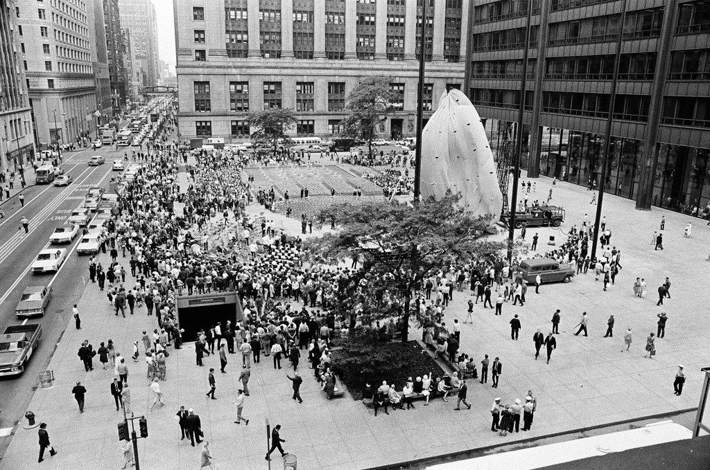Unveiling ceremony for Picasso statue at Civic Center - Chicago Sun-Times