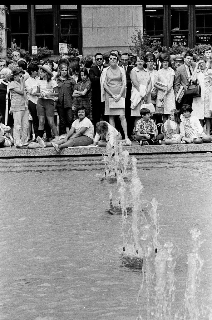 Unveiling ceremony for Picasso statue at Civic Center - Chicago Sun-Times