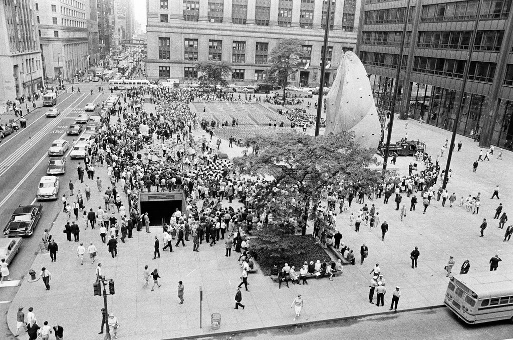 Unveiling ceremony for Picasso statue at Civic Center - Chicago Sun-Times