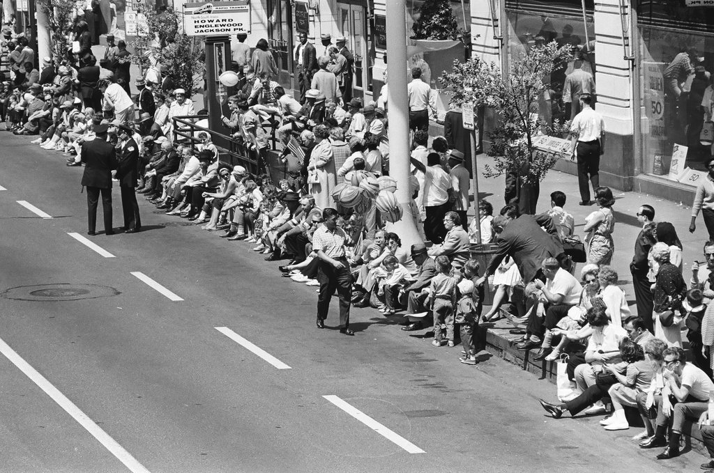 Memorial Day parade on State Street - Chicago Sun-Times