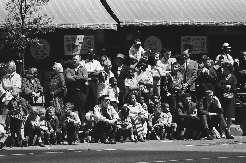 Memorial Day parade on State Street - Chicago Sun-Times