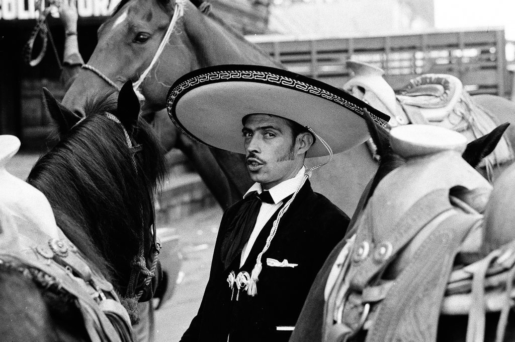 Parade celebrating Mexican independence in the Loop - Chicago Sun-Times
