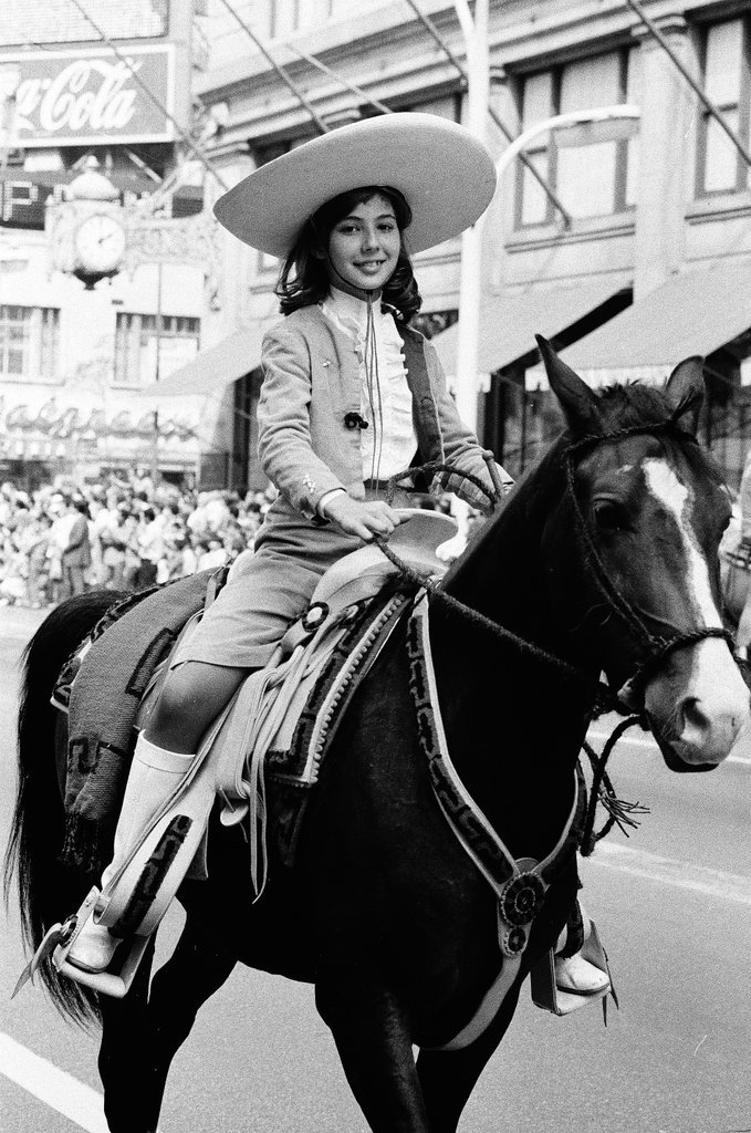 Parade celebrating Mexican independence in the Loop - Chicago Sun-Times