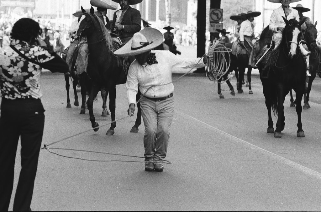 Mexican Independence parade - Chicago Sun-Times