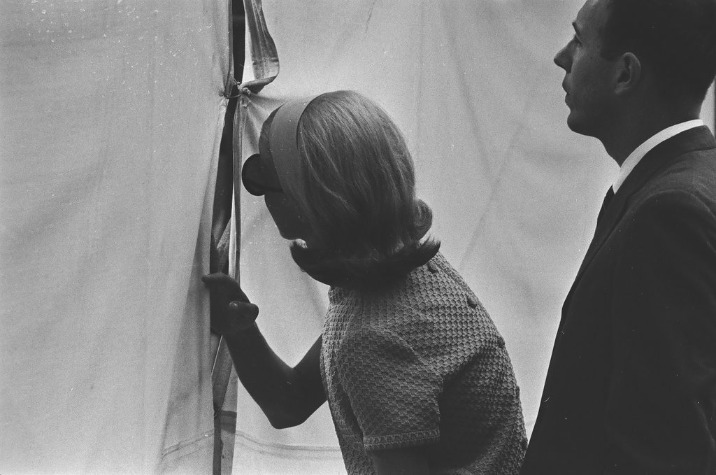 Picasso sculpture construction - Chicago Sun-Times