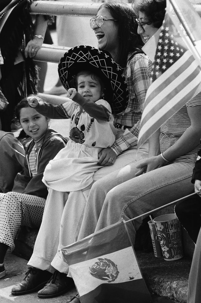 Mexican Independence parade - Chicago Sun-Times
