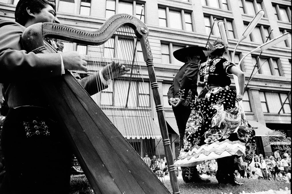 Parade celebrating Mexican independence in the Loop - Chicago Sun-Times