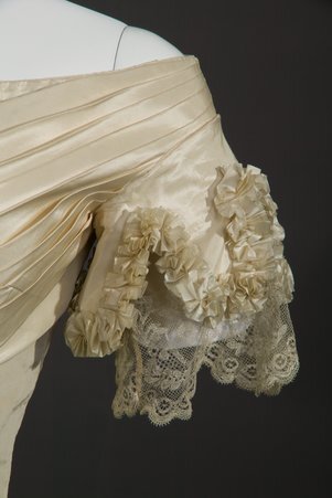 Bridesmaid dress (detail view of sleeve)