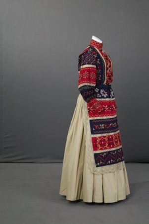 Ukranian wedding ensemble - Kozak, Channah; Kozak, Sara