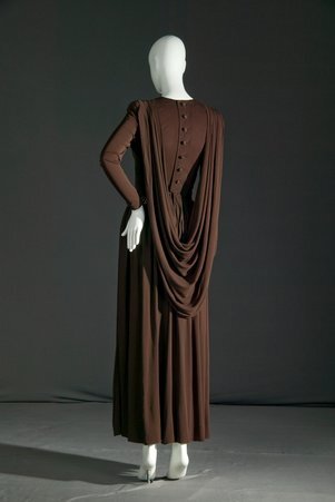 Mother-of-the-bride dress - Amies, Hardy, 1909-2003