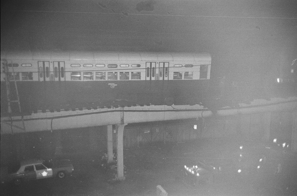 Elevated train derailment at 59th Street and Calumet Avenue - Chicago Sun-Times