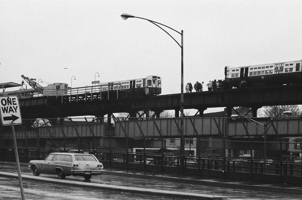 Elevated train derailment at 59th Street and Wentworth Avenue - Chicago Sun-Times