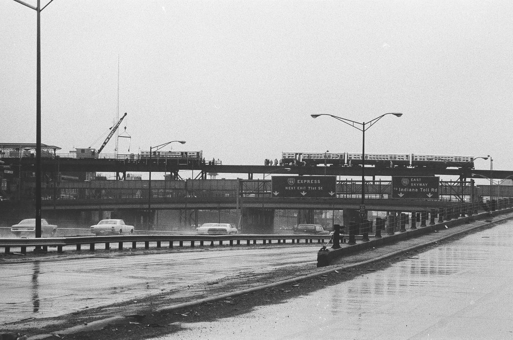 Elevated train derailment at 59th Street and Wentworth Avenue - Chicago Sun-Times