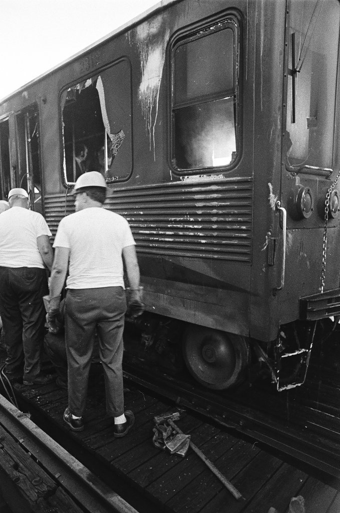 Elevated train accident at 21st Street and Hoyne Avenue - Chicago Sun-Times