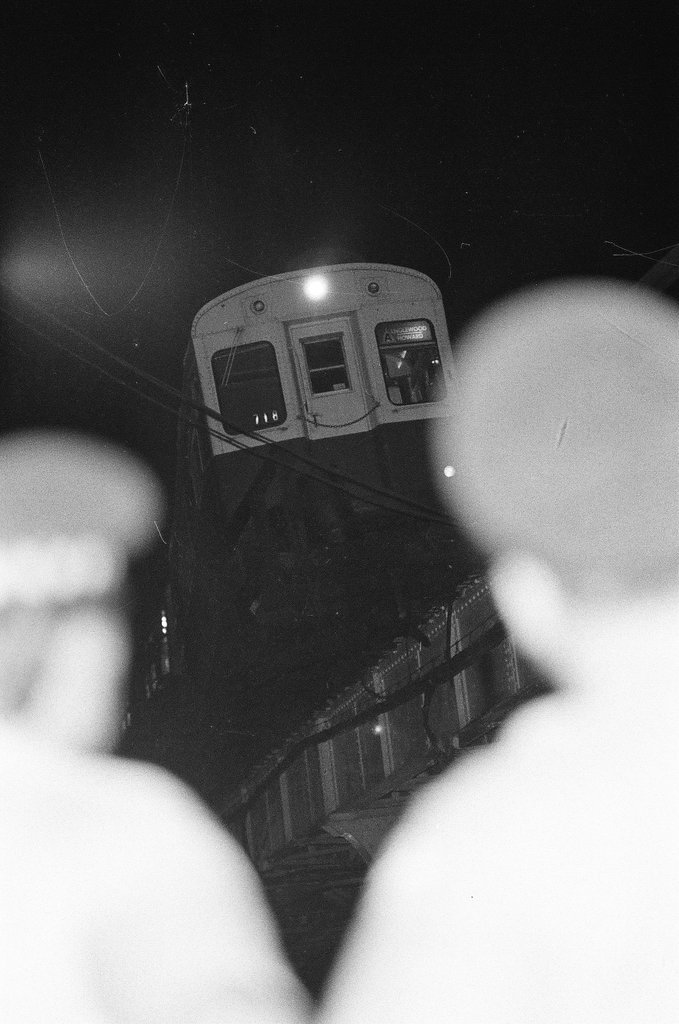 Elevated train derailment at 59th Street and Calumet Avenue - Chicago Sun-Times