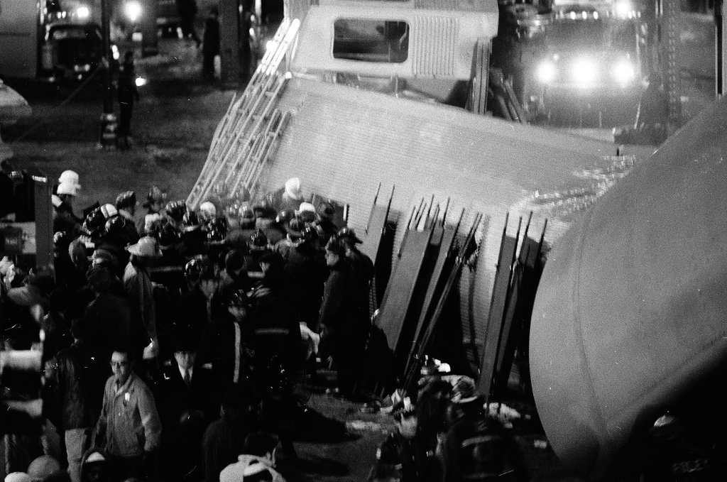 Aftermath of elevated train crash at Wabash Avenue and Lake Street - Chicago Sun-Times