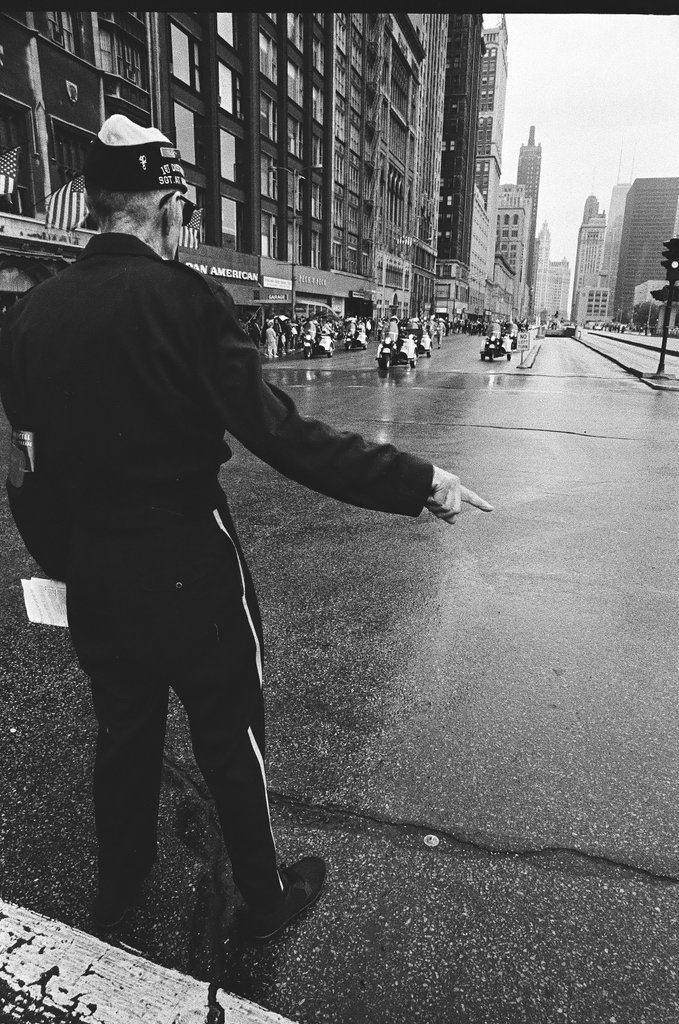 Spectators view Memorial Day parade on Michigan Avenue - Chicago Sun-Times