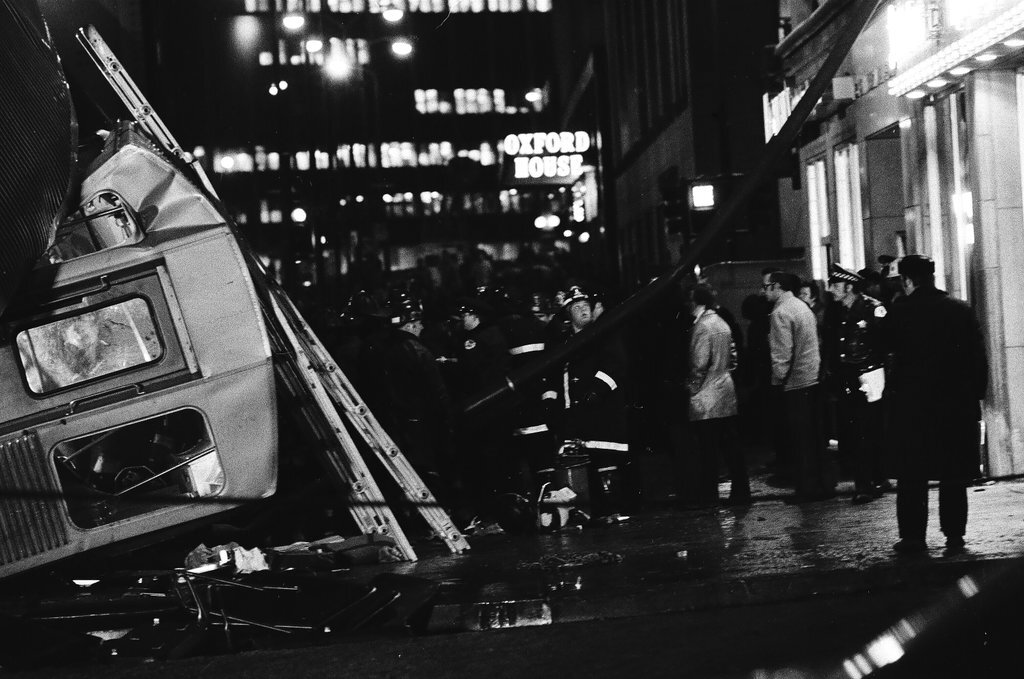 Elevated train derailment at Wabash Avenue and Lake Street - Chicago Sun-Times
