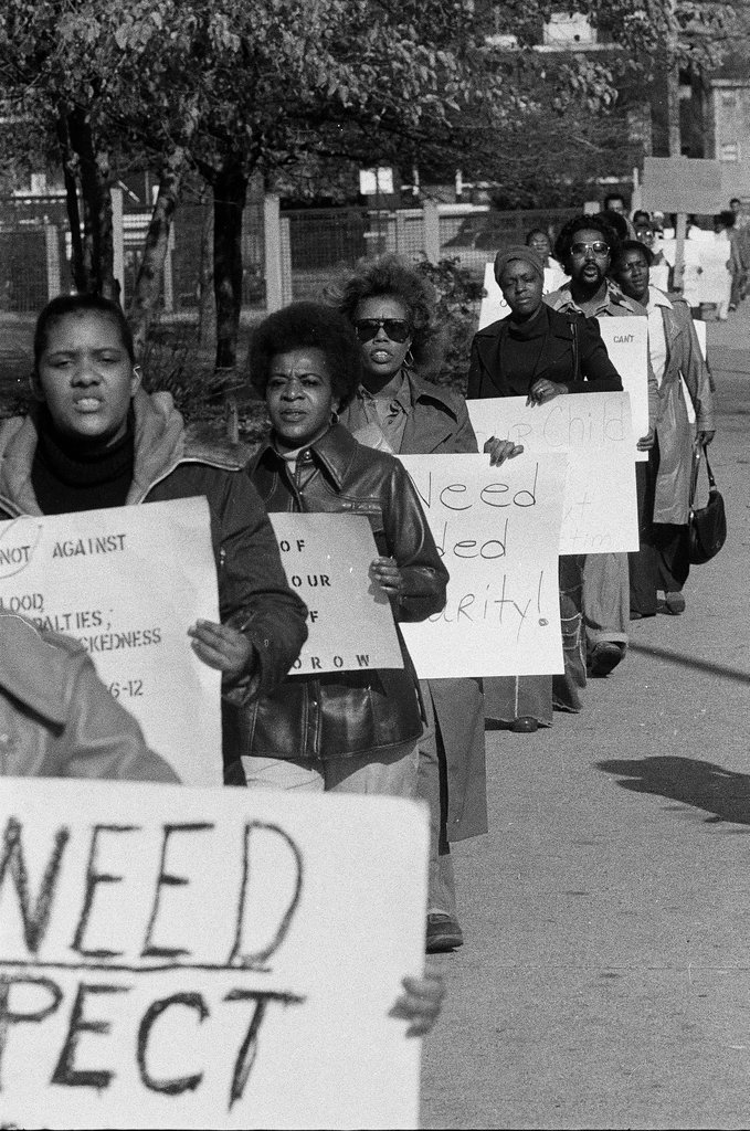 Myra Bradwell School protest - Chicago Sun-Times