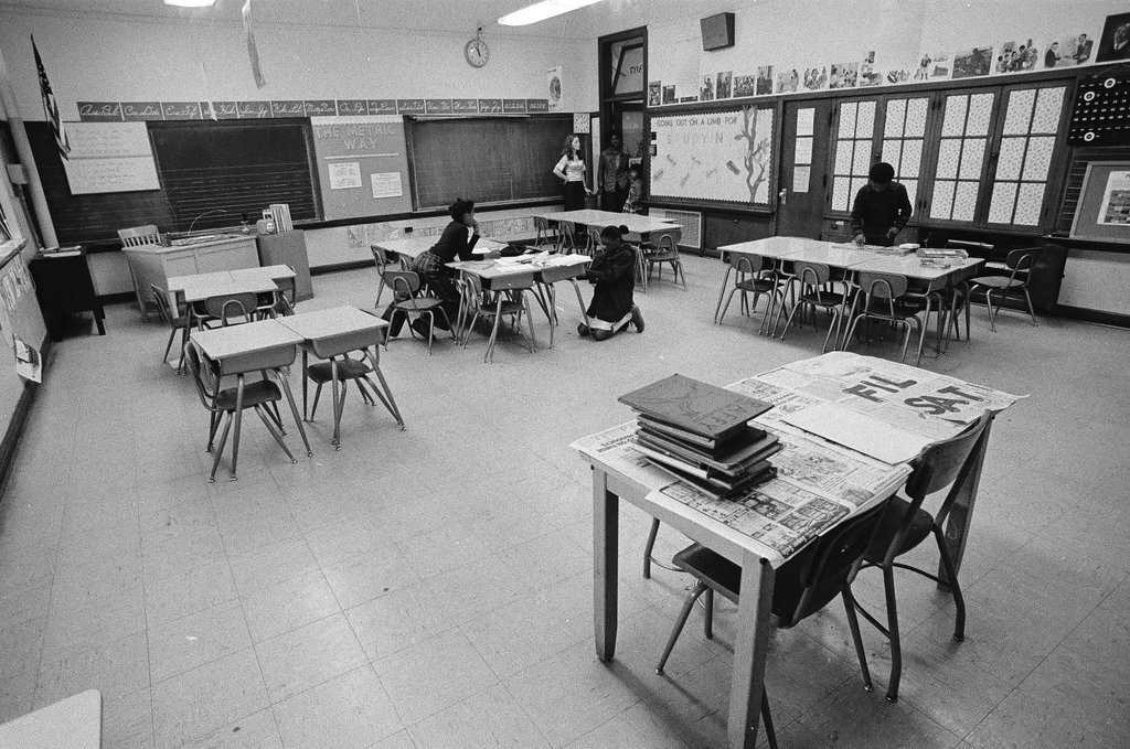 Myra Bradwell School protest - Chicago Sun-Times