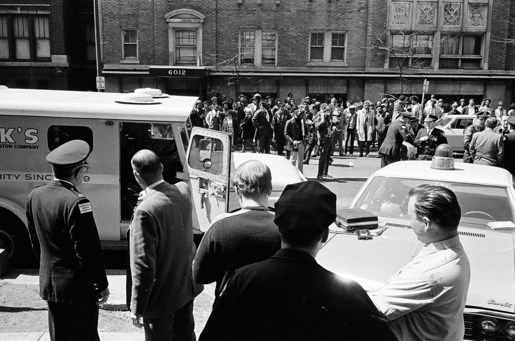 Brink's guards murdered in Washington Park - Larry Graff for Chicago Sun-Times