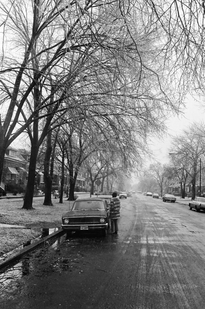 Icy rain on the South Side - Ray Burley for Chicago Sun-Times
