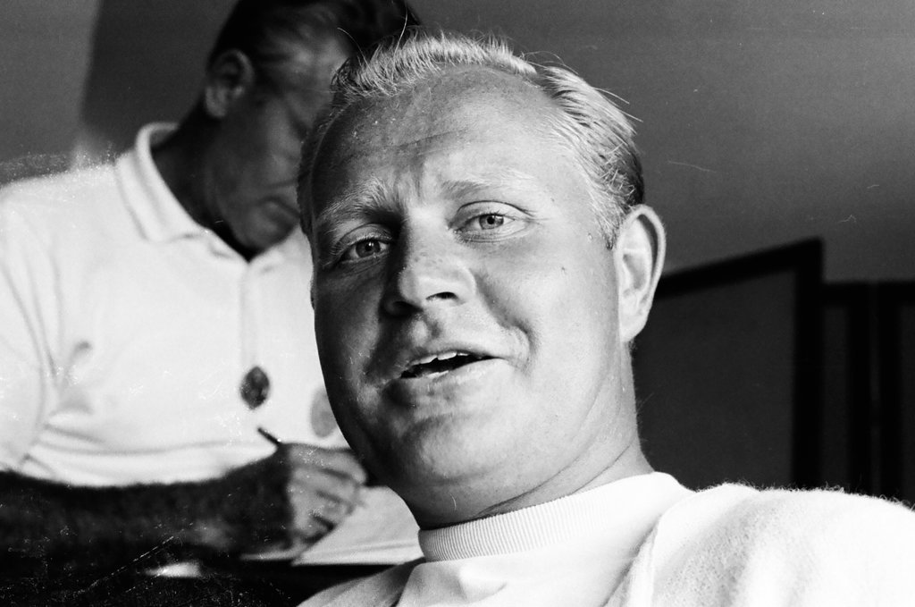 Jack Nicklaus at the Western Open - Joe Kordick for Chicago Sun-Times