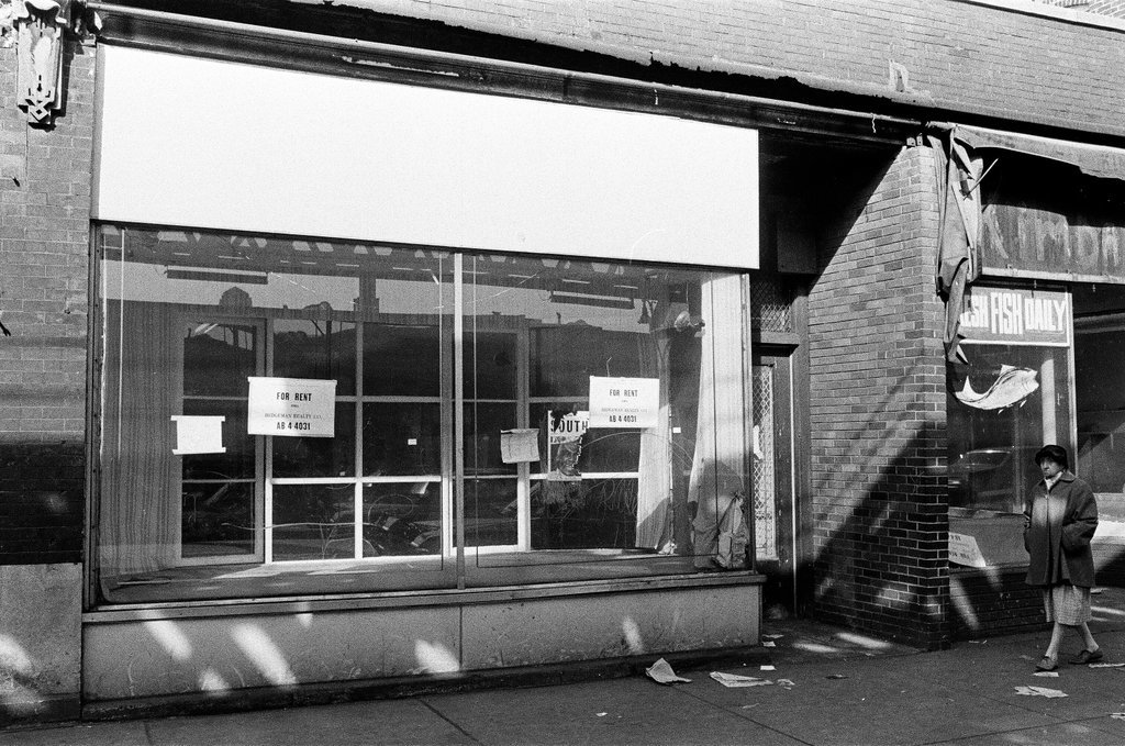 Images of the Car-Mel Shop storefront - Chicago Sun-Times