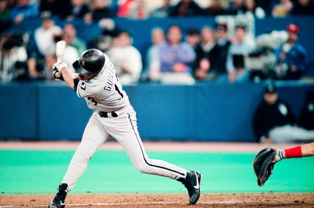 The Chicago White Sox and Toronto Blue Jays play in game four of the American League Championship Series - Chicago Sun-Times