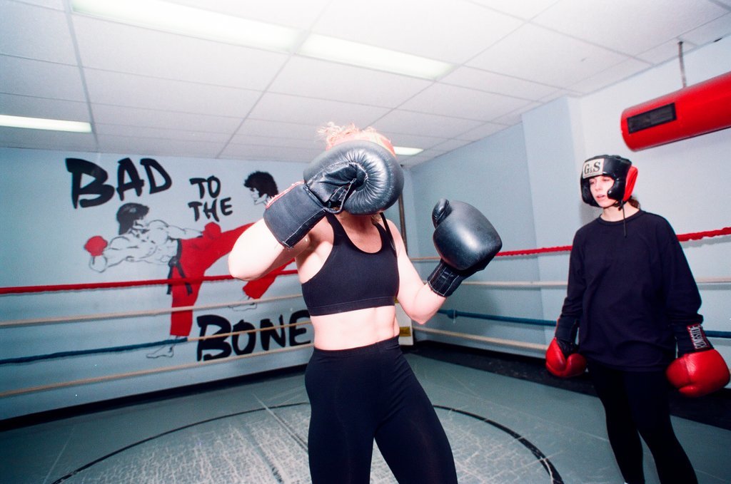 Female boxers train for the Golden Gloves - Chicago Sun-Times