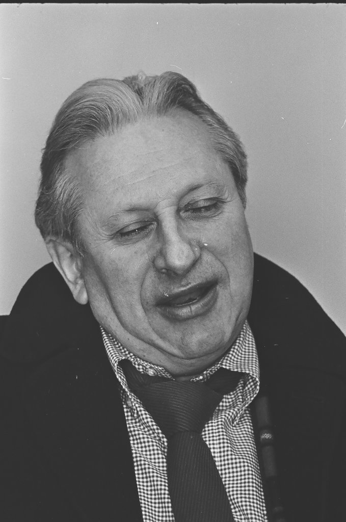 Author and broadcaster Studs Terkel gets interviewed while getting photos taken - Charles Krejcsi for Chicago Sun-Times