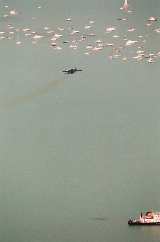 Views of the 1997 Air and Water Show from the Hancock Tower - Chicago Sun-Times