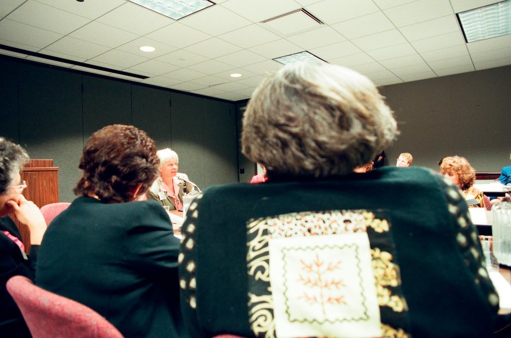 Governor Jim Edgar's Commission on the Status of Women meets in the James R. Thompson Center - Chicago Sun-Times