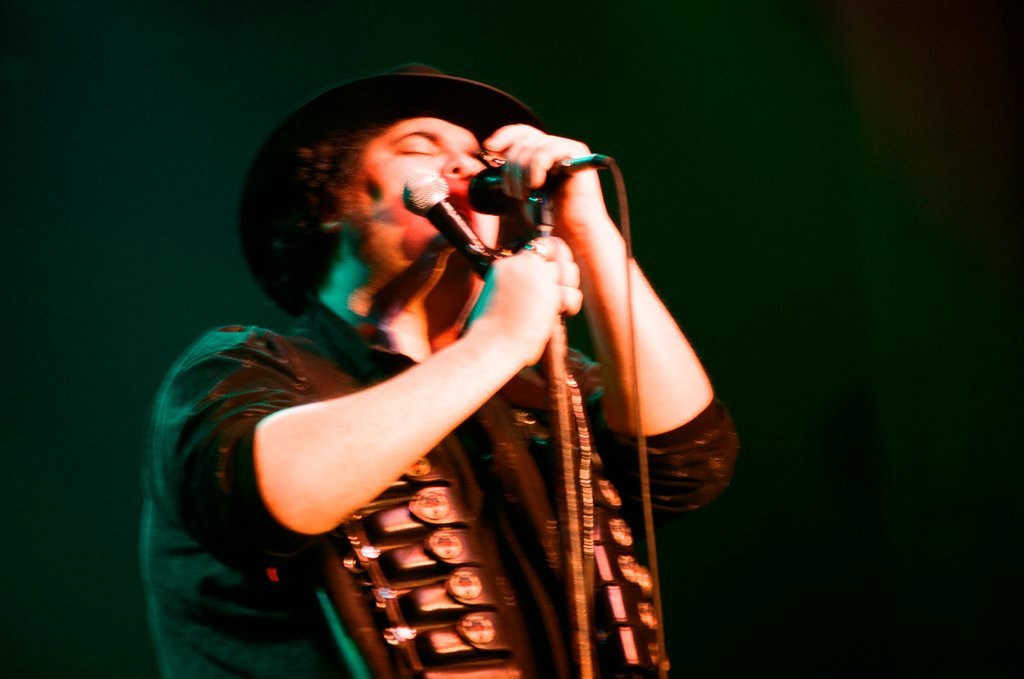 Blues Traveler performs at the Aragon Ballroom - Chicago Sun-Times